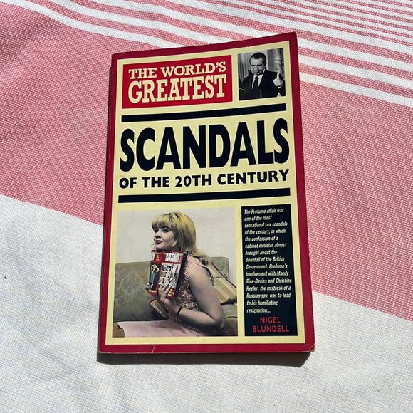 Other - The World’s Greatest Scandals of The 20th Century Book